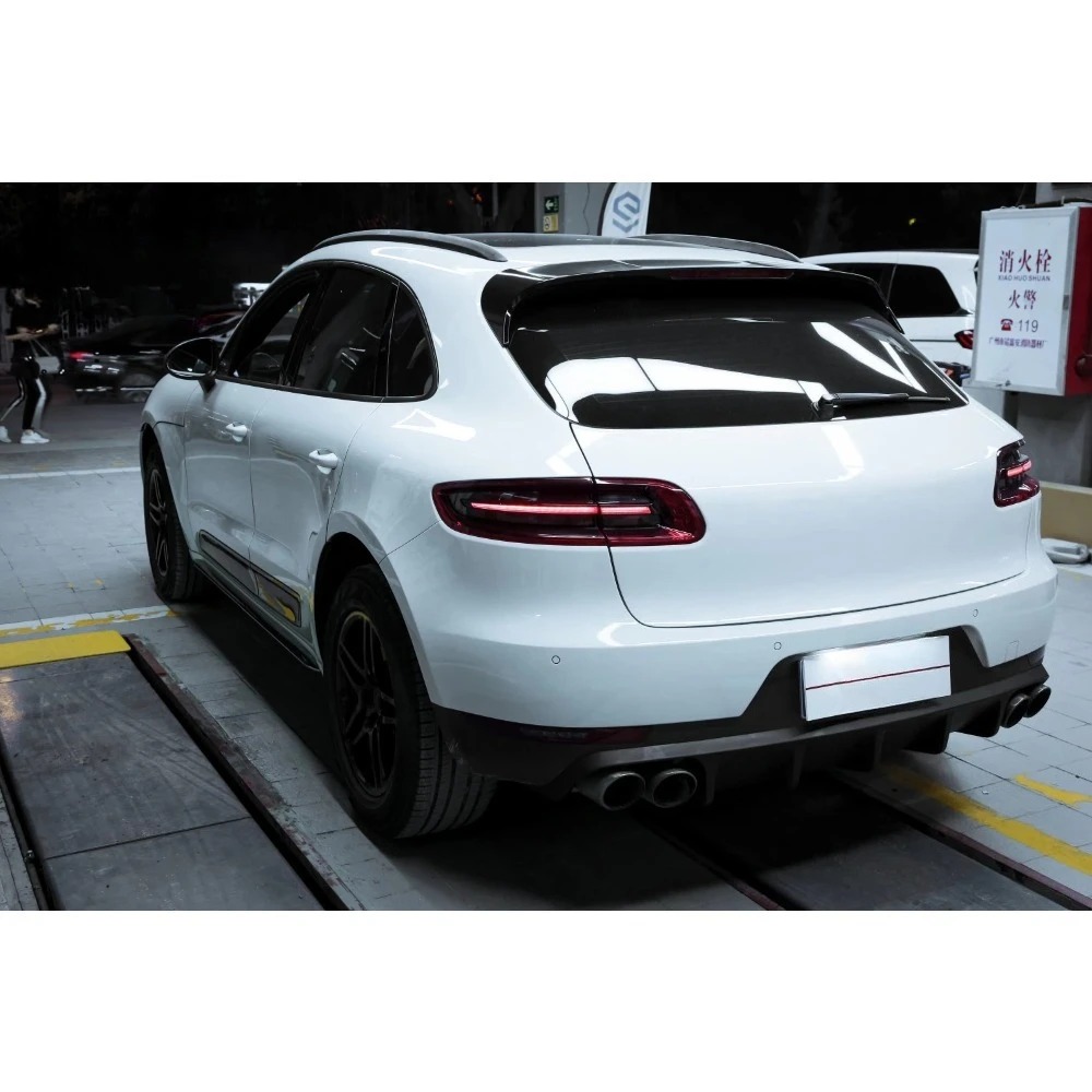 Hot Selling for Macan 95B.1 TKT/Turbo Sport Body Kit New Condition Including Front Lip Rear Diffuser Side Skirts Bolt-On